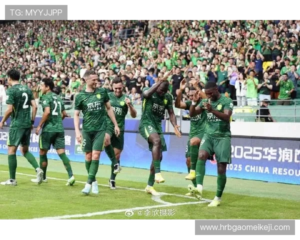 青岛黄海主场迎战北京国安双方争夺中超积分榜关键战役